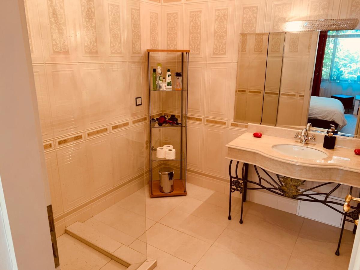 Casa Central Luxury Орадеа Екстериор снимка
